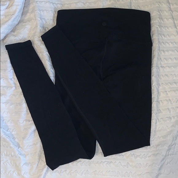 Black high waisted lululemon leggings with design - Picture 1 of 5
